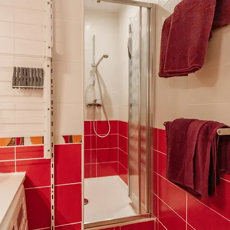 Chaleureux T2 Bis Au Calme En Plein Centre Ville Avec Wifi Et Linge De Maison Inclus Cauterets Exterior foto