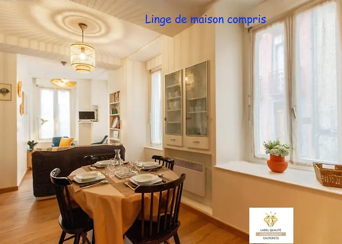 Chaleureux T2 Bis Au Calme En Plein Centre Ville Avec Wifi Et Linge De Maison Inclus